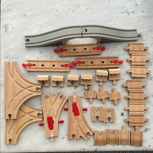 Thomas & Friends Wooden Railway Train Track Set With Special Track pieces